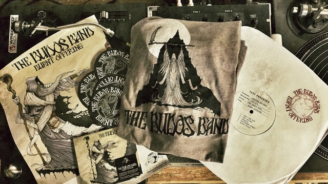 Poster, CD, T-Shirt, Bierdeckel und eine Vinyl-Testpressung der Budos Band Poster, CD, T-Shirt, Bierdeckel und eine Vinyl-Testpressung der Budos Band