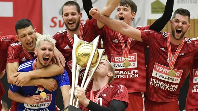 Die Volleyballer von Lausanne UC. Die Volleyballer von Lausanne UC.