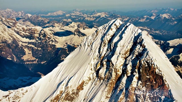 Die Alpen aus der Vogelperspektive Die Alpen aus der Vogelperspektive