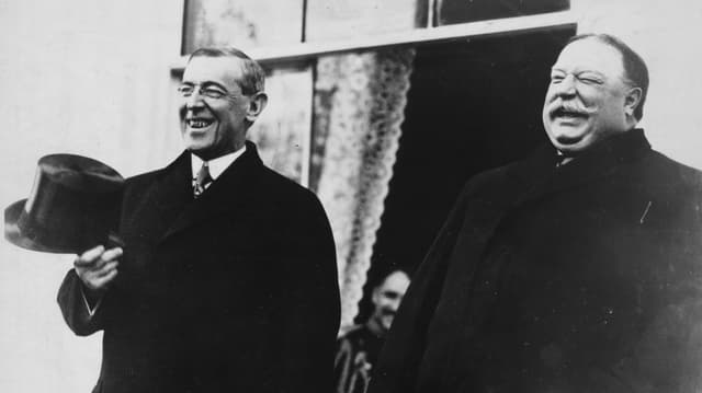 Kein Groll, ganz im Gegenteil: Woodrow Wilson und sein Vorgänger William H. Taft haben 1913 offensichtlich Spass. Kein Groll, ganz im Gegenteil: Woodrow Wilson und sein Vorgänger William H. Taft haben 1913 offensichtlich Spass.