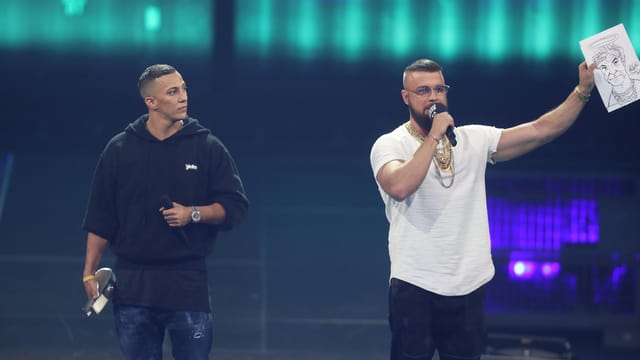 Farid Bang und Kollegah auf der Echo-Bühne Farid Bang und Kollegah auf der Echo-Bühne