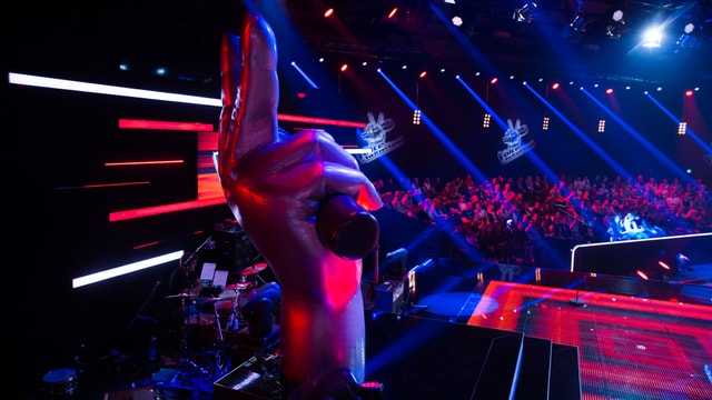 Video «Gefühlvolle Stimmen in der vierten Blind Auditions Sendung» abspielen Video «Gefühlvolle Stimmen in der vierten Blind Auditions Sendung» abspielen
