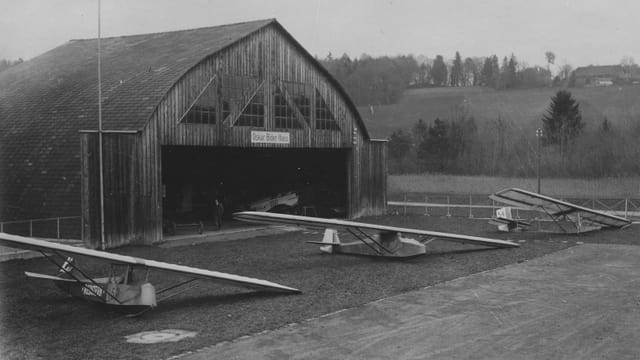 Oskar-Bider-Hangar (historisches Bild) Oskar-Bider-Hangar (historisches Bild)