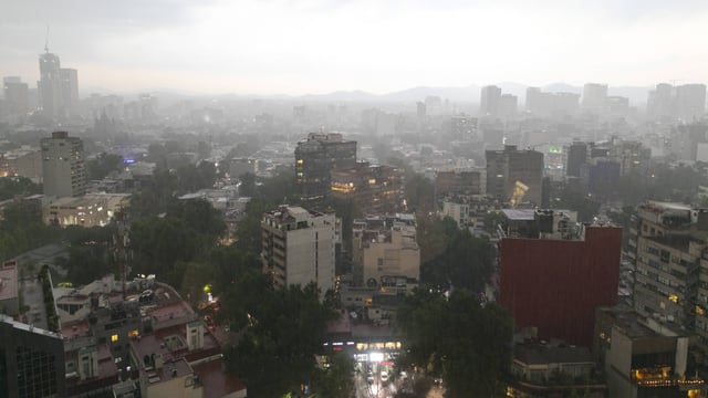 Smog über Mexiko-Stadt Smog über Mexiko-Stadt
