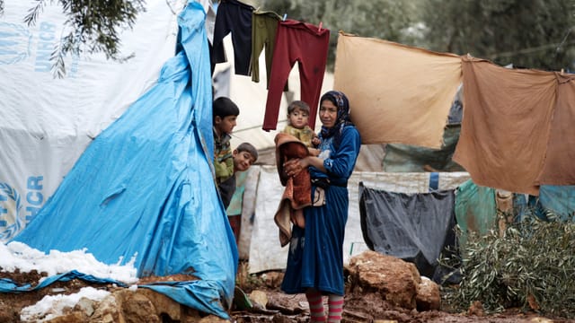 Erleichterter Familiennachzug aus Syrien gilt für nur Eheleute und ihre minderjährigen Kinder. Erleichterter Familiennachzug aus Syrien gilt für nur Eheleute und ihre minderjährigen Kinder.