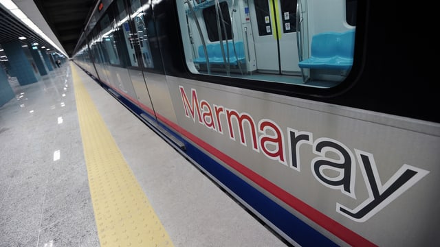 Zugkombination der neuen Marmaray in Istanbul. Zugkombination der neuen Marmaray in Istanbul.