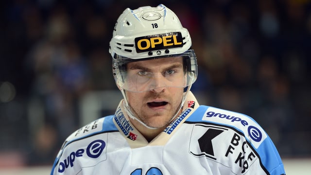 Pavel Rosa wechselt zum HC Lugano. Pavel Rosa wechselt zum HC Lugano.