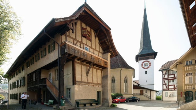 Blick auf die Kirche von Köniz. Blick auf die Kirche von Köniz.