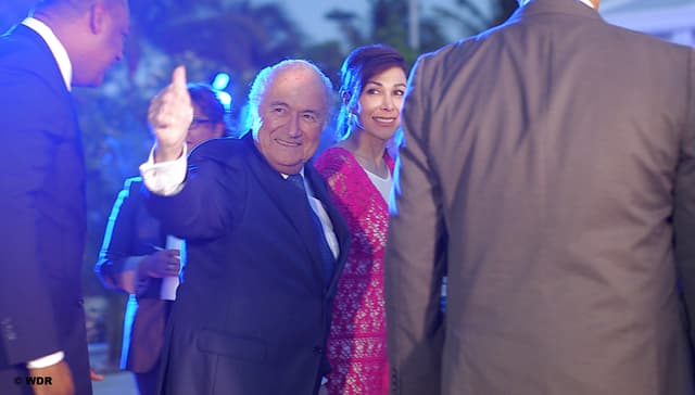 Fifa-Präsident Sepp Blatter siegessicher im Wahlkampf in der Karibik. Fifa-Präsident Sepp Blatter siegessicher im Wahlkampf in der Karibik.