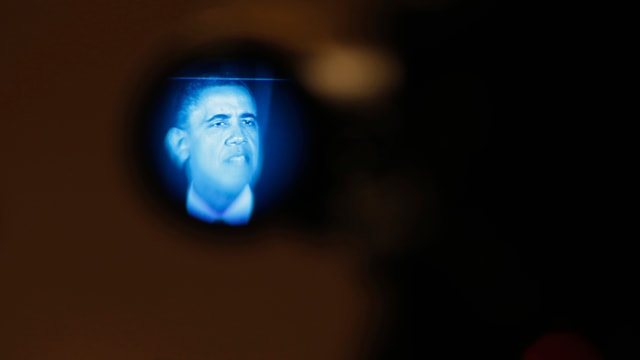 Präsident Barack Obama in einer Linse einer Kamera. Präsident Barack Obama in einer Linse einer Kamera.
