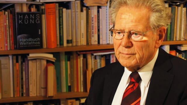 Video «Hans Küng - Provokateur und Friedensstifter» abspielen Video «Hans Küng - Provokateur und Friedensstifter» abspielen
