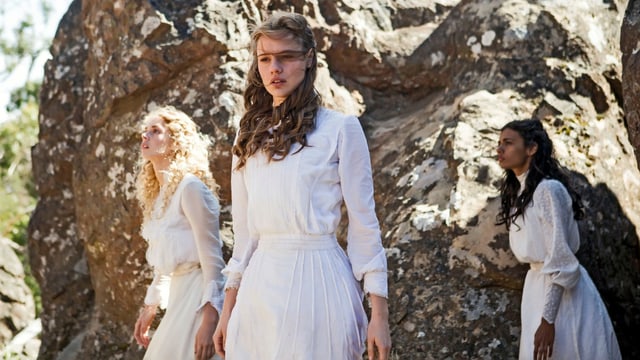 «Picnic at Hanging Rock» ist verfügbar bei UPC MyPrime und on Demand. «Picnic at Hanging Rock» ist verfügbar bei UPC MyPrime und on Demand.