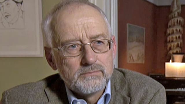 Professor Dieter Freiburghaus während eines Gesprächs mit dem Schweizer Fernsehen. Professor Dieter Freiburghaus während eines Gesprächs mit dem Schweizer Fernsehen.
