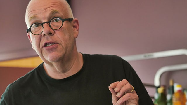 Christoph Homberger, sprechend. Christoph Homberger, sprechend.