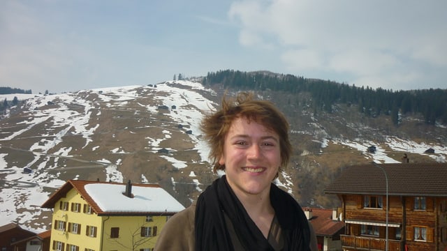 Tabea Baumgartner, emploiada dal Center sursilvan d'agricultura e responsabla per la gronda part da las lavurs per l'Academia Vivian. Davostier vesan ins Stagias. Tabea Baumgartner, emploiada dal Center sursilvan d'agricultura e responsabla per la gronda part da las lavurs per l'Academia Vivian. Davostier vesan ins Stagias.