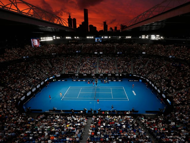 Die Australian Open in Melbourne finden in einem von Buschbränden betroffenen Gebiet statt. Die Australian Open in Melbourne finden in einem von Buschbränden betroffenen Gebiet statt.