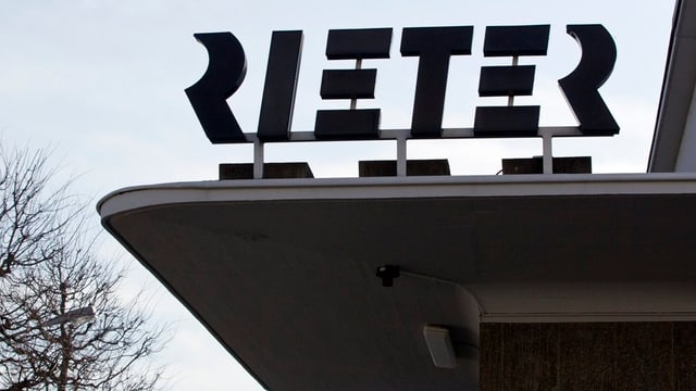Rieter Logo in Winterthur. Rieter Logo in Winterthur.