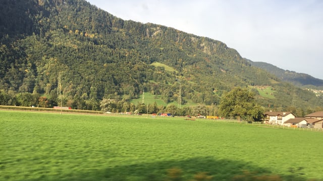 Ina perspectiva ord il tren. Ina perspectiva ord il tren.
