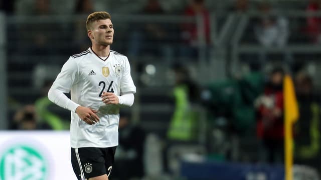 Timo Werner läuft während eines Spiels der deutschen Nationalmannschaft über das Feld. Timo Werner läuft während eines Spiels der deutschen Nationalmannschaft über das Feld.