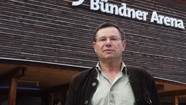 La proposta da la secziun Purtenza è vegnida approvada. Foto: Martin Thöni, il president. La proposta da la secziun Purtenza è vegnida approvada. Foto: Martin Thöni, il president.