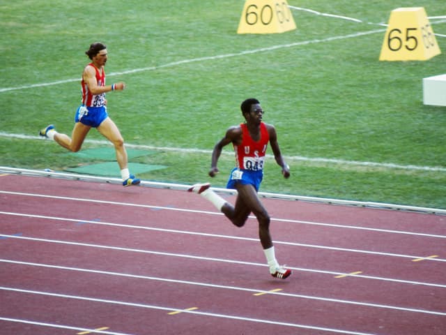 Edwin Moses. Edwin Moses.