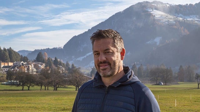 La vischnanca da Sagogn, qua il president communal Hans Peter Casutt, è in dals interessents per la naiv tecnica. La vischnanca da Sagogn, qua il president communal Hans Peter Casutt, è in dals interessents per la naiv tecnica.