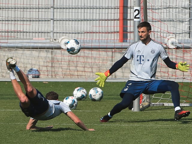 Verteidiger Benjamin Pavard überzeugt mit einer spektakulären Flugeinlage.