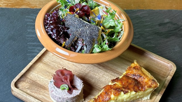 Rezept: Miriams «Bunter Blattsalat, Käsefladen &amp; Mostbröckli-Tartar ...