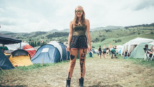 Besucherin am Openair Lumnezia. Besucherin am Openair Lumnezia.