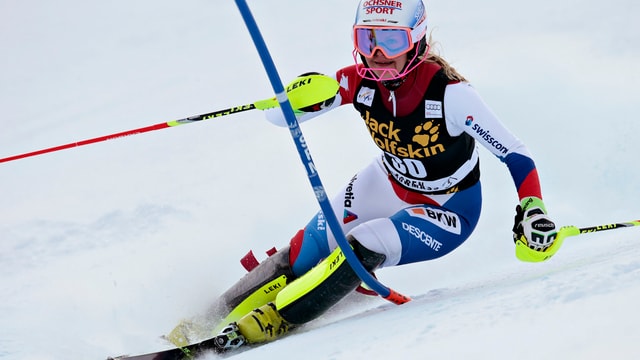 La skiunza Svizra Charlotte Chable durant il slalom ad Aspen La skiunza Svizra Charlotte Chable durant il slalom ad Aspen