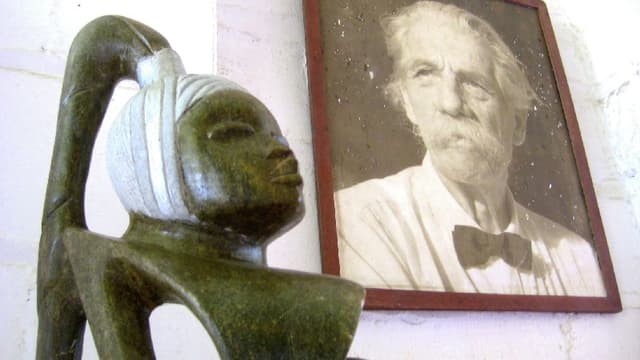 Video «Halbgott im Tropenwald - Albert Schweitzers Lambarene» abspielen Video «Halbgott im Tropenwald - Albert Schweitzers Lambarene» abspielen