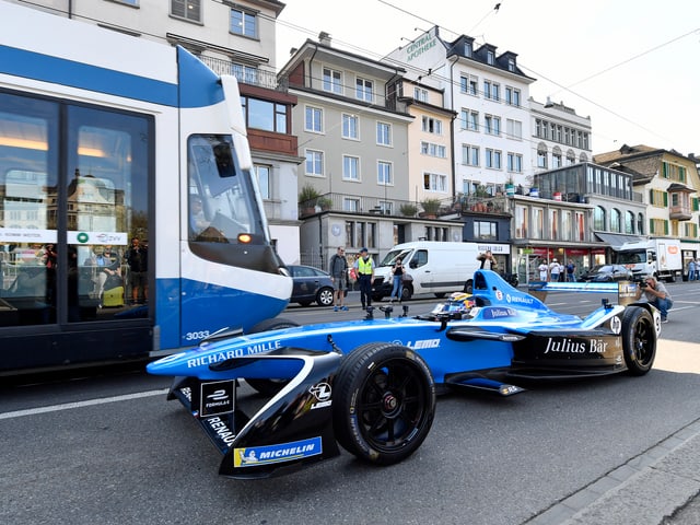Bolide. Bolide.