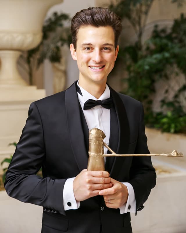Roni Merz, il manader da la pasternaria Merz da Cuira. Roni Merz, il manader da la pasternaria Merz da Cuira.