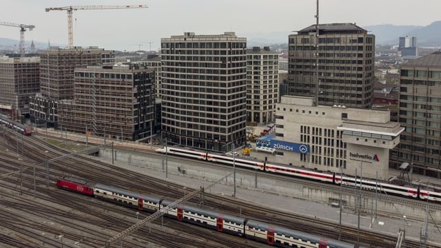 Blick auf Gebäude der Europa-Allee in Zürich Blick auf Gebäude der Europa-Allee in Zürich