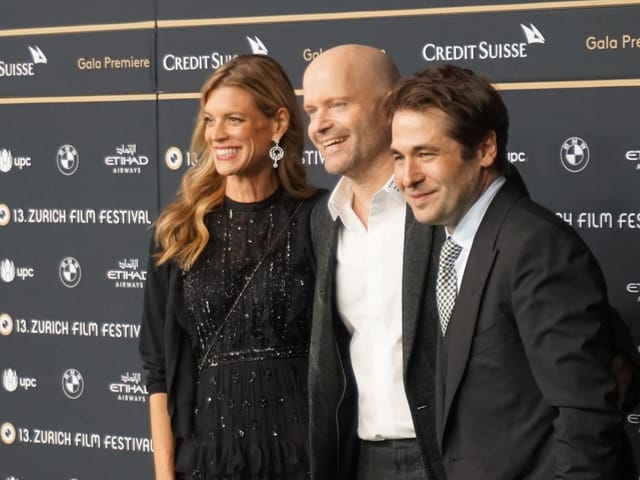 Star-Regisseur Marc Forster am Montagabend auf dem grünen Teppich.
