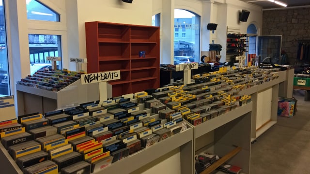 CD-Laden «Zero Zero» CD-Laden «Zero Zero»