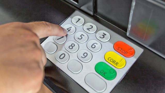 Tastatur eines Bankomaten Tastatur eines Bankomaten