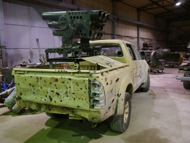zerschossener Pickup zerschossener Pickup