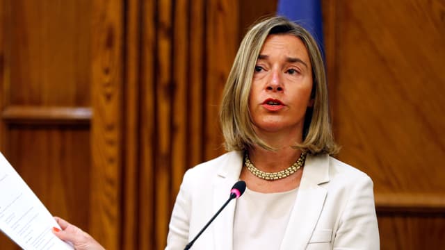 Federica Mogherini liest Federica Mogherini liest