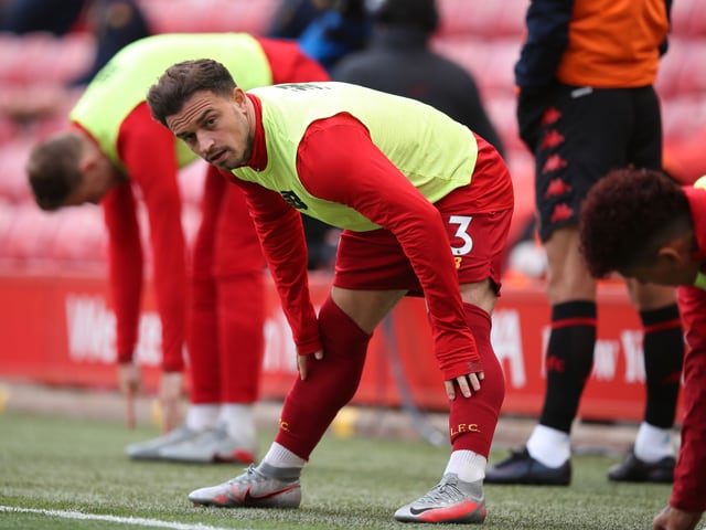 Xherdan Shaqiri dehnt