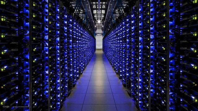 Symbolic image: computer server in blue light in series. Symbolic image: computer server in blue light in series.