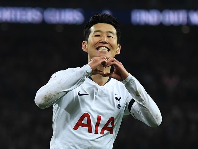 Heung-Min Son bejubelt seinen Treffer im Derby gegen Chelsea.