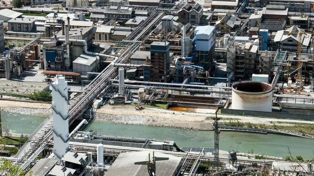Das Lonza-Werk in Visp. Das Lonza-Werk in Visp.