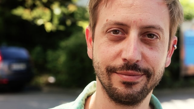 SRF 3 Musikredaktor Gregi Sigrist hat einen Vorschlag. SRF 3 Musikredaktor Gregi Sigrist hat einen Vorschlag.