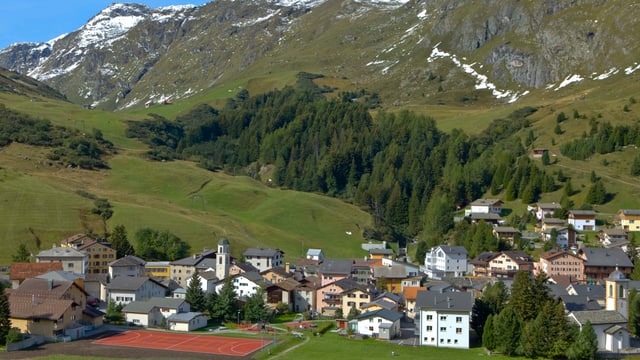 La nova plazza da sport è pronta. La nova plazza da sport è pronta.