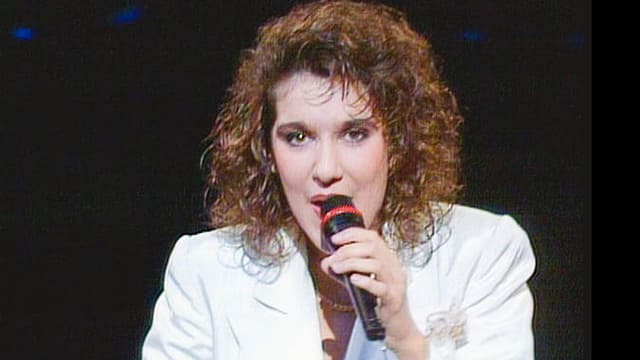 Céline Dion sang die Schweiz beim Eurovision Song Contest 1988 mit «Ne partez pas sans moi» zum Sieg. Seither gab es keinen Siegertitel mehr in französischer Sprache. Céline Dion sang die Schweiz beim Eurovision Song Contest 1988 mit «Ne partez pas sans moi» zum Sieg. Seither gab es keinen Siegertitel mehr in französischer Sprache.