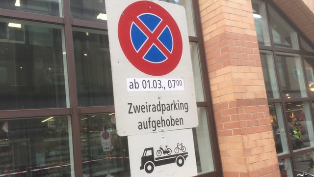 Parkverbot für Velos ab 1.3. Parkverbot für Velos ab 1.3.