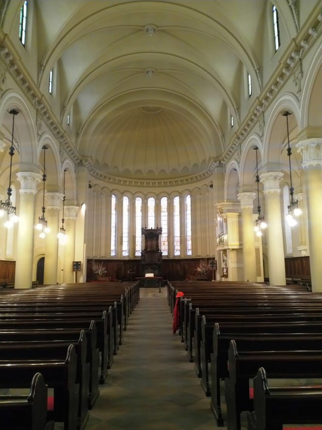 Innenansicht einer Kirche Innenansicht einer Kirche