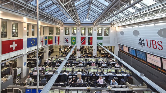 Trading-Halle der UBS. Trading-Halle der UBS.