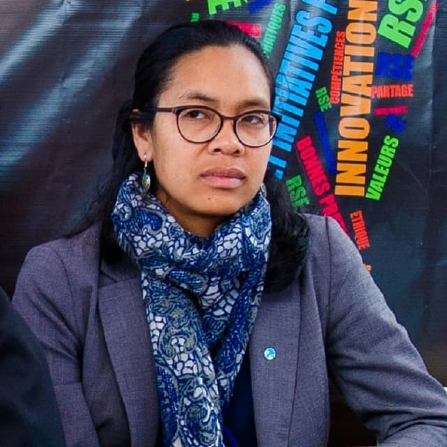 Ketakandriana Rafitoson ist eine madagassische Aktivistin und als Landes-Direktorin von Transparency International tätig. Ketakandriana Rafitoson ist eine madagassische Aktivistin und als Landes-Direktorin von Transparency International tätig.